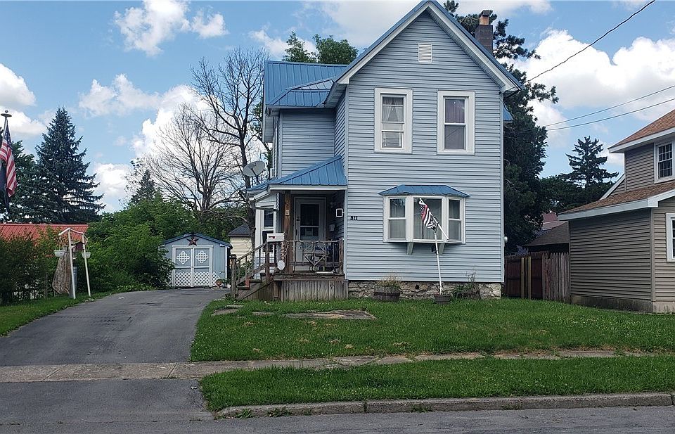 1st image of 211 Francis St