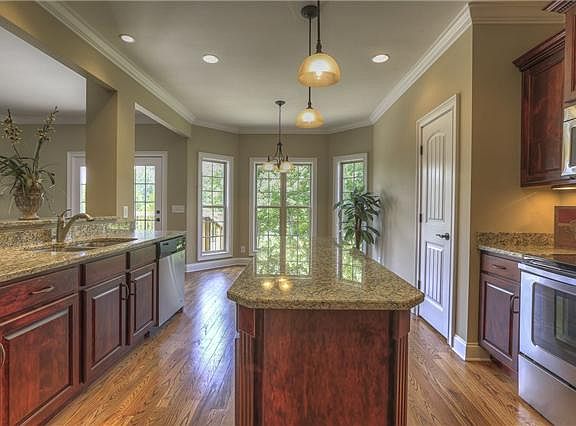 5th image of 356 Windhaven Bay #110-lot 110