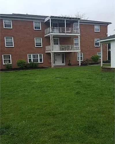 340 N Prince St Photo 1
