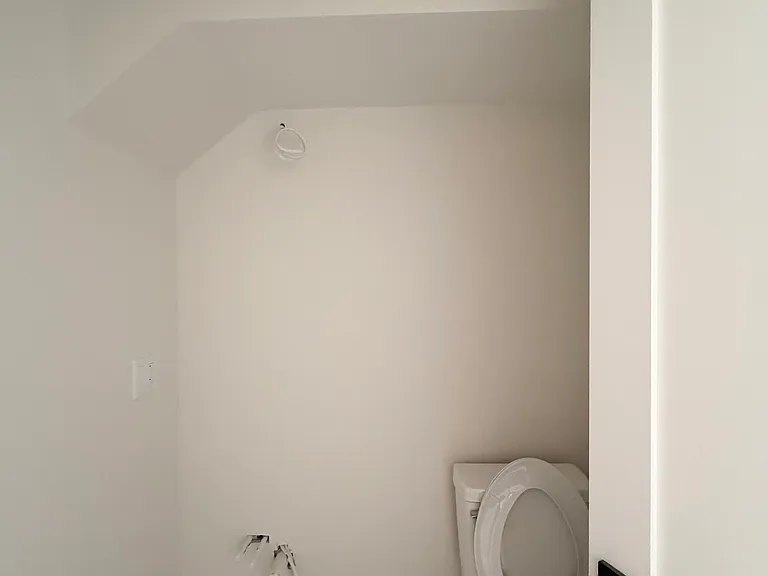 44 Warner St #B5 — Photo 11