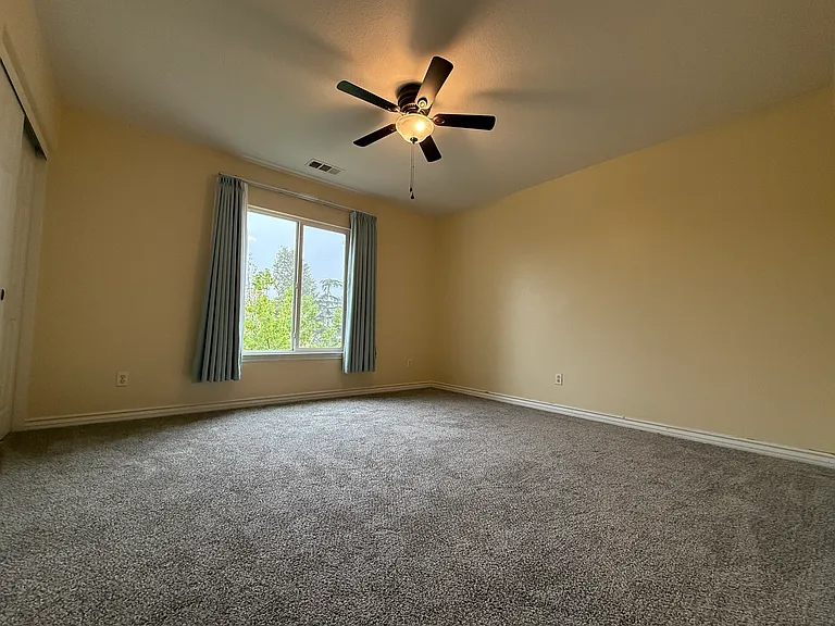 Corbin Dr — Photo 2