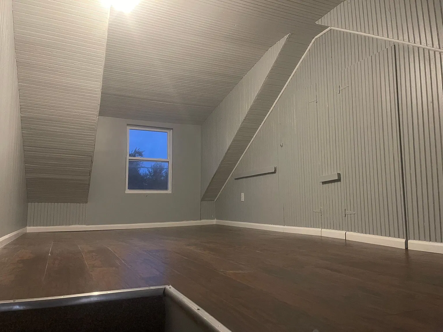 253 Maple St — Photo 2