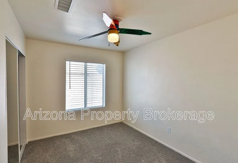 4601 E Scott Ave — Photo 24