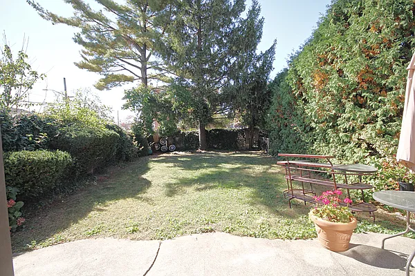 Sold by Bergen Basin Real Estate | media 23
