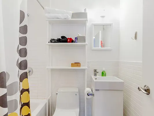 Rented by Compass | media 11