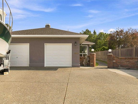 5th image of 1101 Berkeley Pl