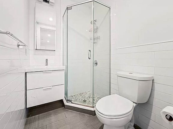 5th image of 346 E 120th St APT 4B