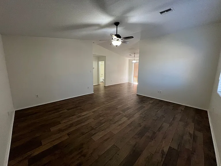 10331 S Monsoon Ave — Photo 2