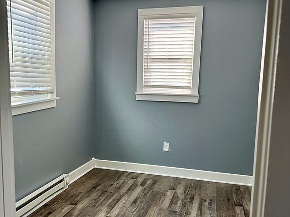 4th image of 415 8th Ave