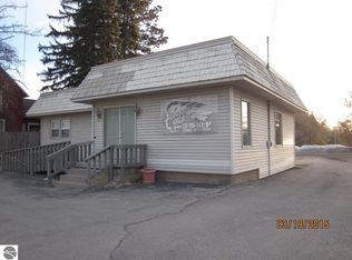 108 N Cedar St, Kalkaska, MI 49646