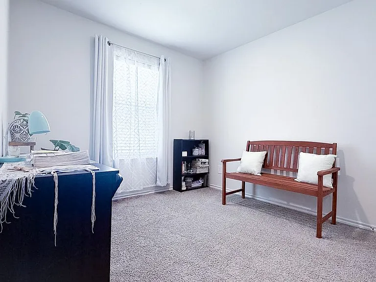 702 Sunlight Loop — Photo 26