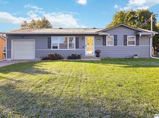 11045 Harney St, Omaha, NE 68154