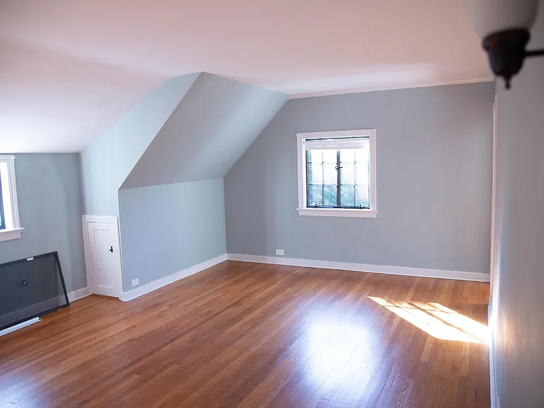 Master Bedroom (Bedroom #1)