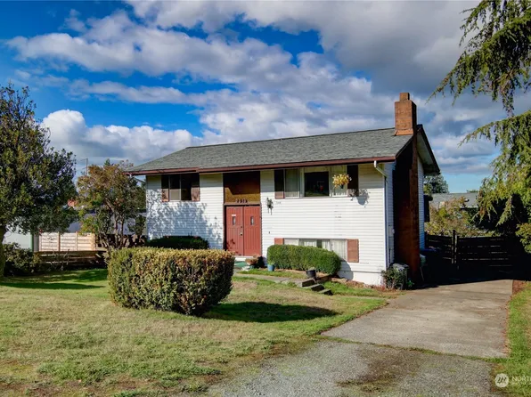 2414 15 Street, Anacortes, WA 98221