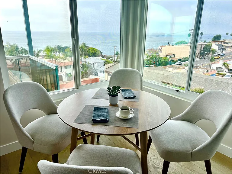 240 Moss St #15 — Photo 6