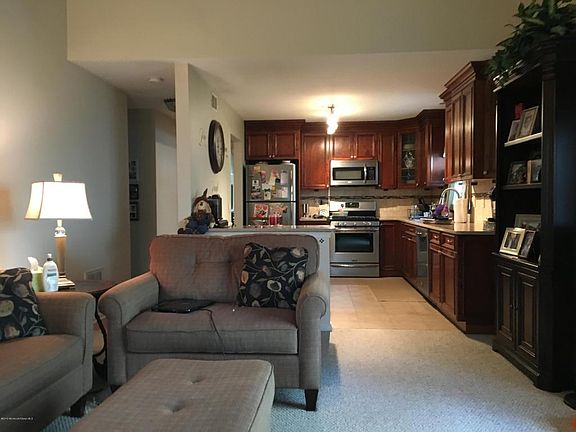 4th image of 1694 Sweetbay Dr