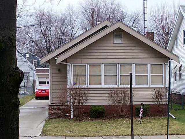 1731 Evansdale Ave photo 1