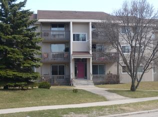 7 Pipeline Rd #504, Winnipeg, MB R2P 1G8