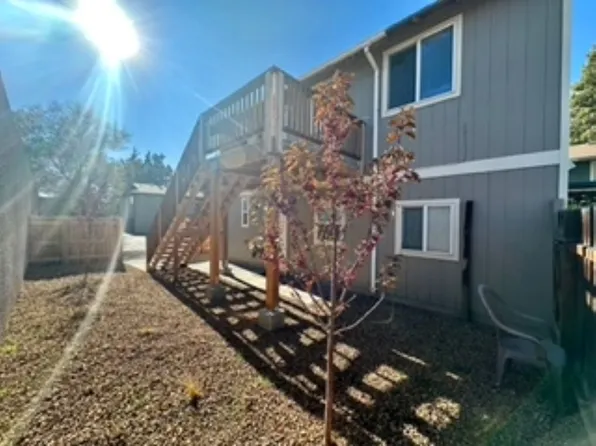 45 SE Roosevelt Ave Unit 2, Bend, OR 97702