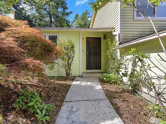 4th image of 2704 24th Avenue Ct SE