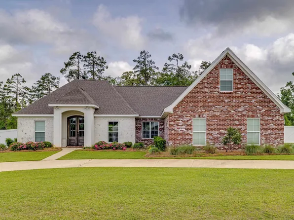 403 Pelican Grove Dr, Calhoun, LA 71225