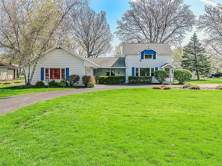 7101 Reynolds Rd — Photo 1