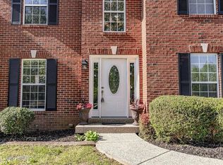 4509 Cherry Forest Cir, Louisville, KY 40245
