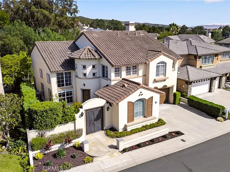 6 Westchester Ct — Photo 5