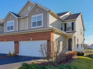 621 Patrick Dr, Lombard, IL 60148