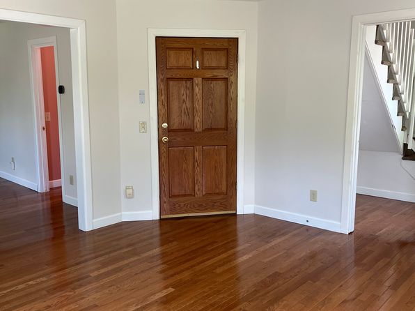726 24th Ave NE UNIT 2