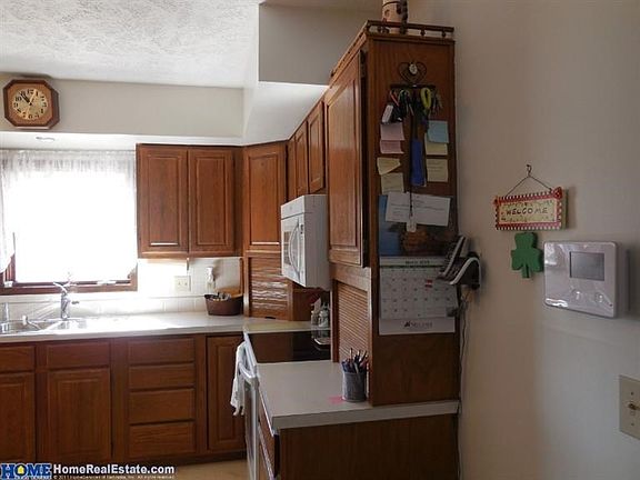 5th image of 4011 Gertie Ave