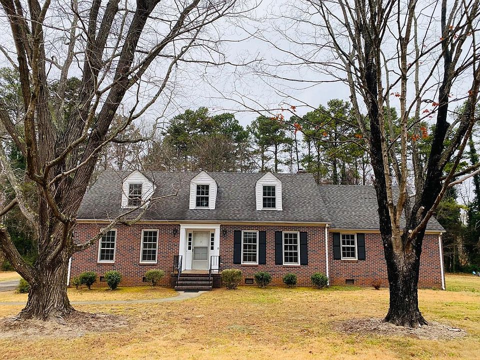 1st image of 204 Mill Village Cir