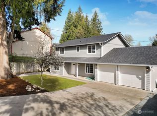 20409 108th St E, Bonney Lake, WA 98391