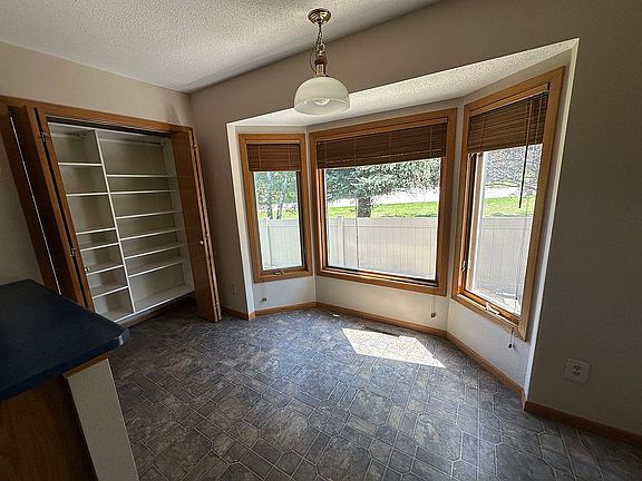 Pantry & Breckfast nook
