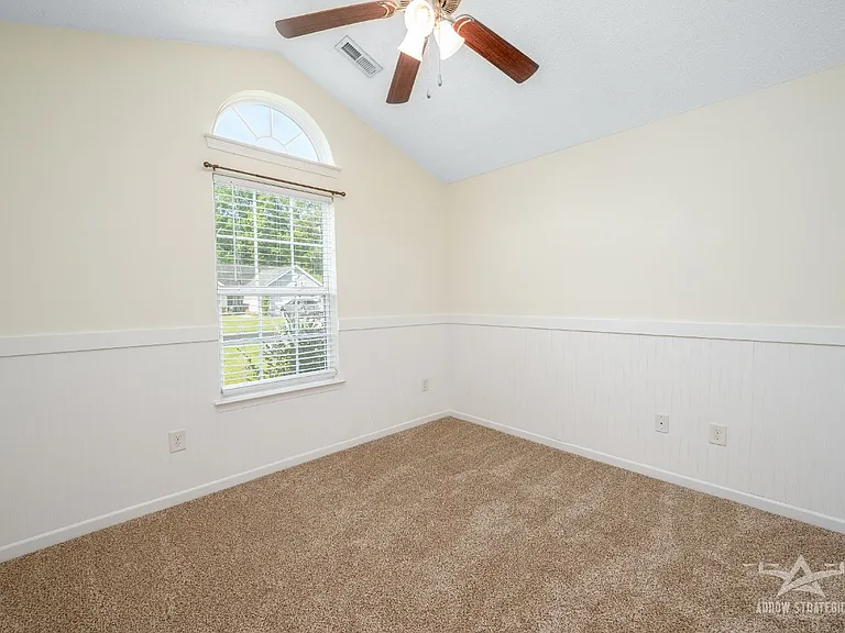 170 Woodland Park Loop — Photo 12