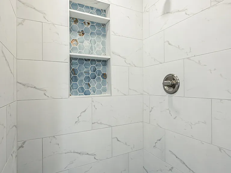 1404 Landis Dr — Photo 16