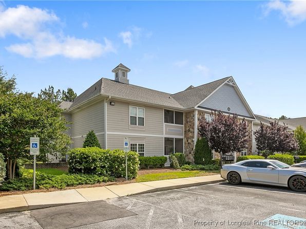 310 Gallery Dr UNIT 201, Spring Lake, NC 28390