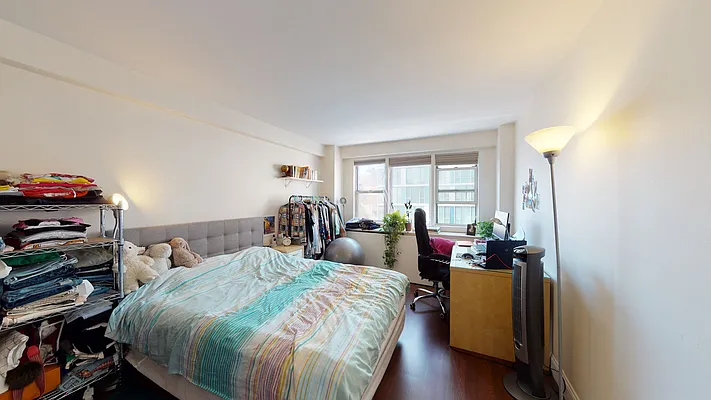 Rented by Chase Global Realty Corp | media 18