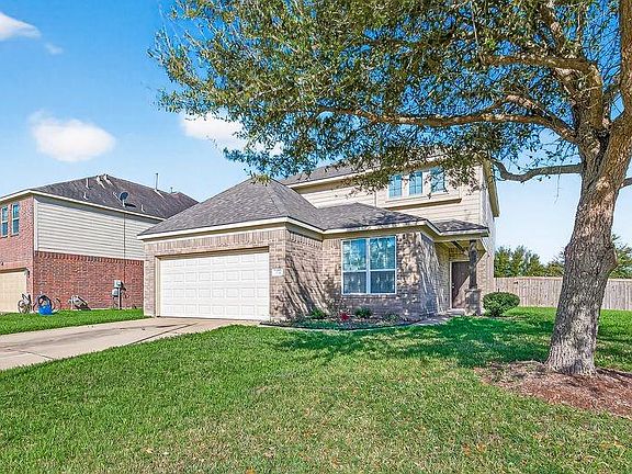 3rd image of 2810 Meadowbrook Ln