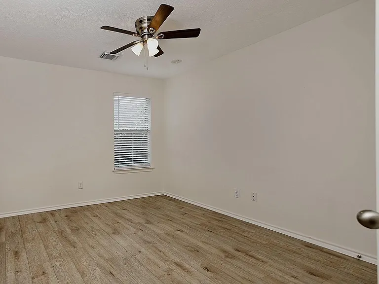 222 Blushwood Pl — Photo 17
