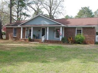 1811 Lullwater Rd, Albany, GA 31707