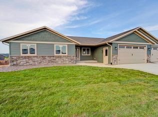 1513 Crockett, Holmen, WI 54636