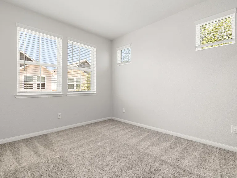 9914 Brickhouse Dr — Photo 31
