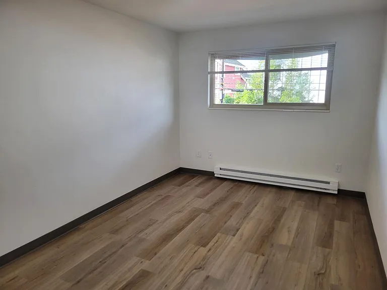 Franklin Apartments — Photo 13