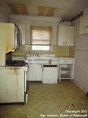 3rd image of 218 Colglazier Ave