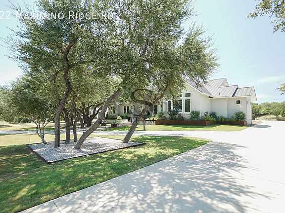 2nd image of 922 Maximino Ridge Rd