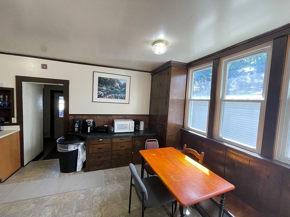 Bergeron Rooming House 244 N Enterprise St Bowling Green OH Zillow