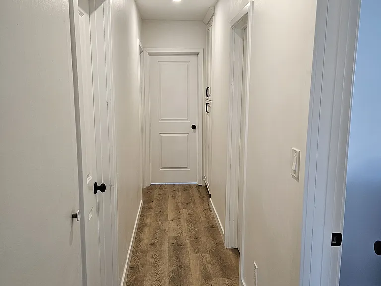 21329 Jaffrey Ave — Photo 24