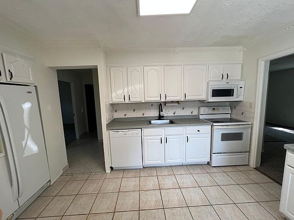 5th image of 9542 Manorford Dr