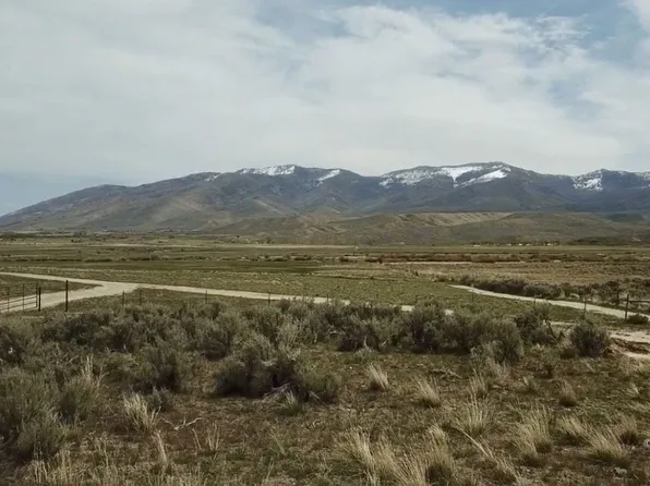 2 Lower Starr Valley Rd, Deeth, NV 89823